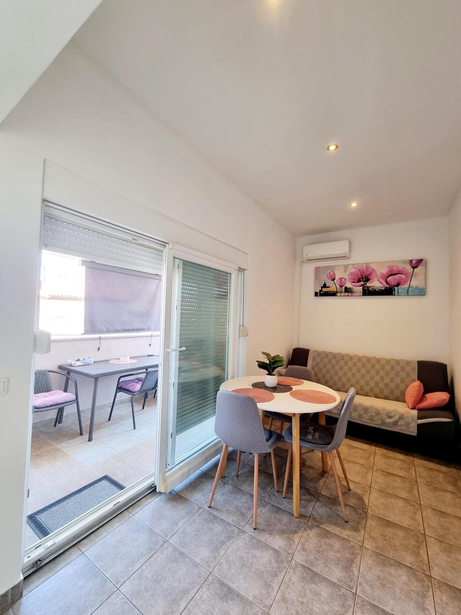 Apartments Ema Пула Екстер'єр фото